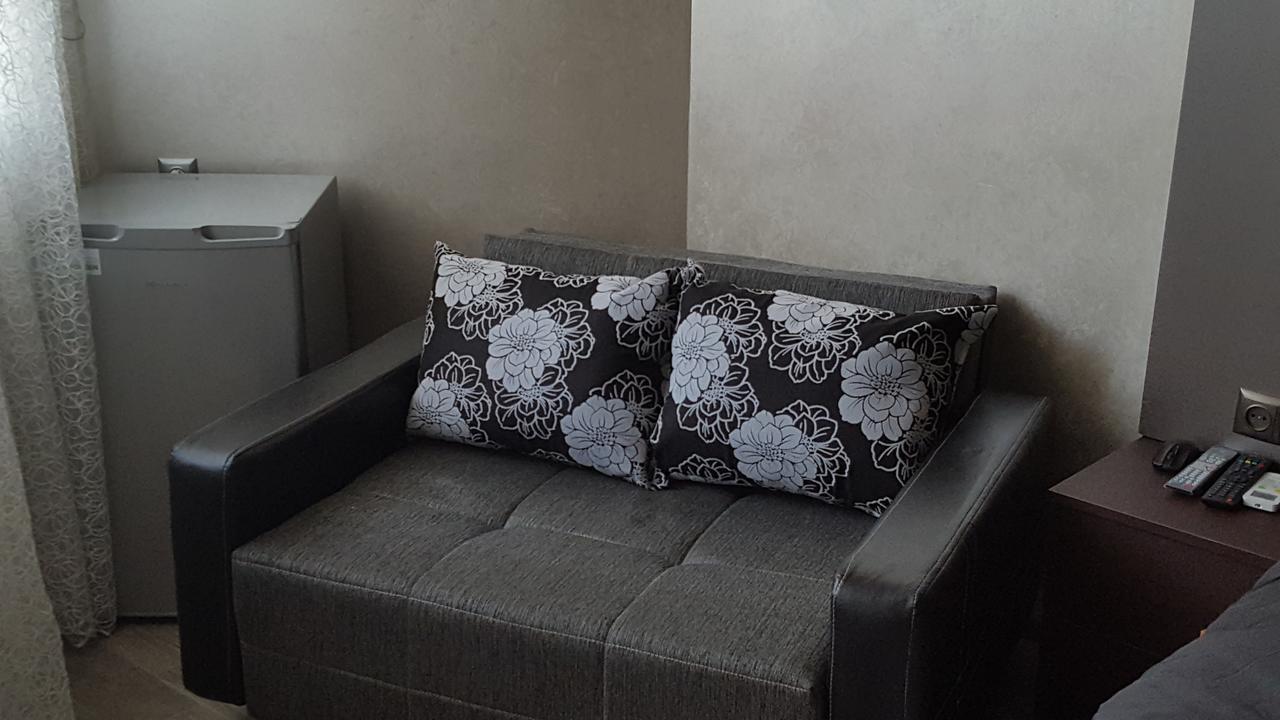 Roini Apartment باتومي المظهر الخارجي الصورة
